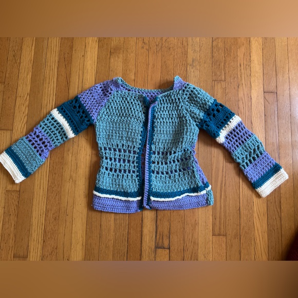 Vintage Blue Toned Crochet Cardigan - Picture 5 of 8